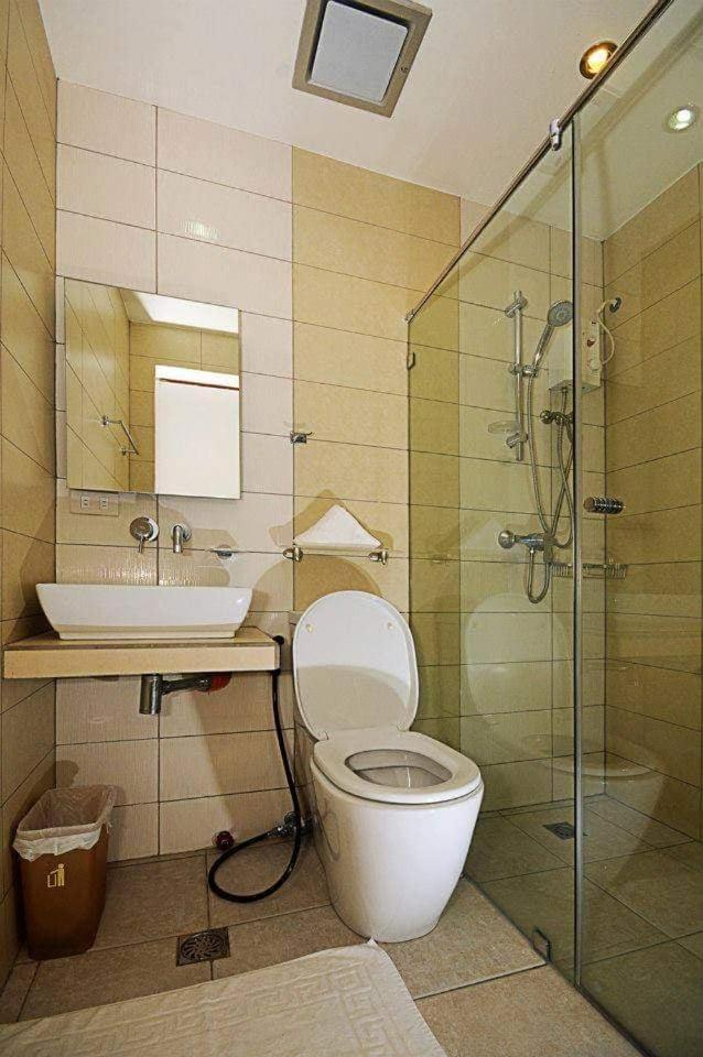 Bluewaves Westcliff Villa Balabag  ภายนอก รูปภาพ