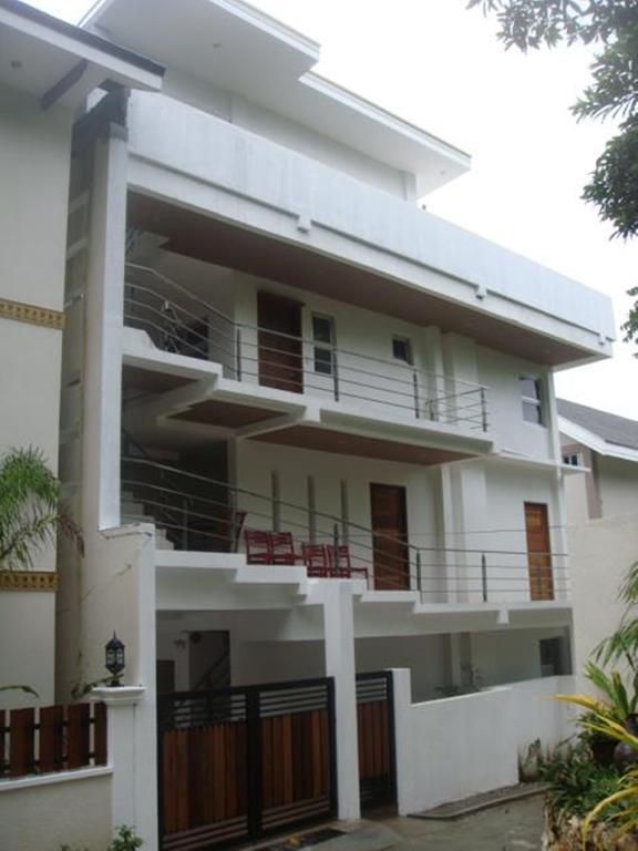 Bluewaves Westcliff Villa Balabag  ภายนอก รูปภาพ