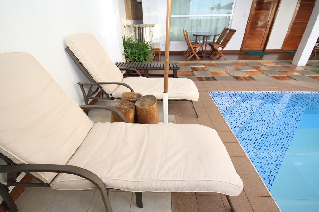 Bluewaves Westcliff Villa Balabag  ภายนอก รูปภาพ