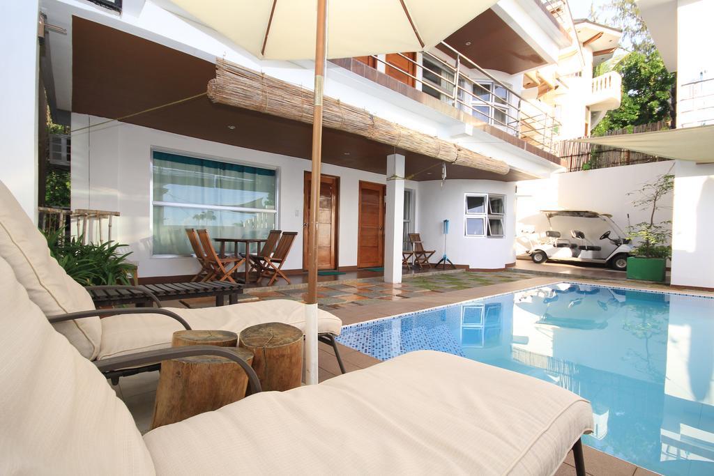 Bluewaves Westcliff Villa Balabag  ภายนอก รูปภาพ